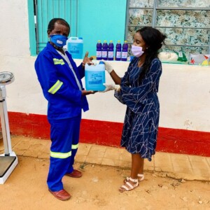 Ward 20 Councillor receiving goods on behalf of the Zinyangeni Clinic